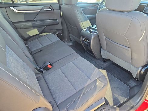 New 2026 GMC Acadia Elevation image 11