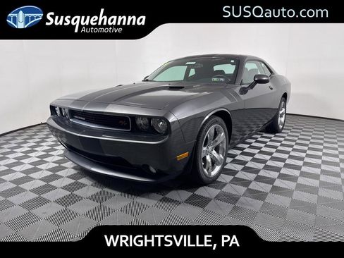 Used 2014 Dodge Challenger R/T image 17