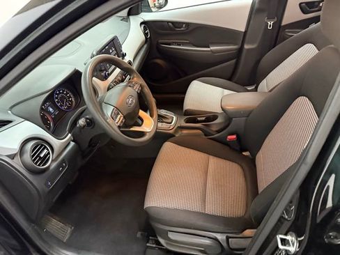 Used 2021 Hyundai Kona SE image 18