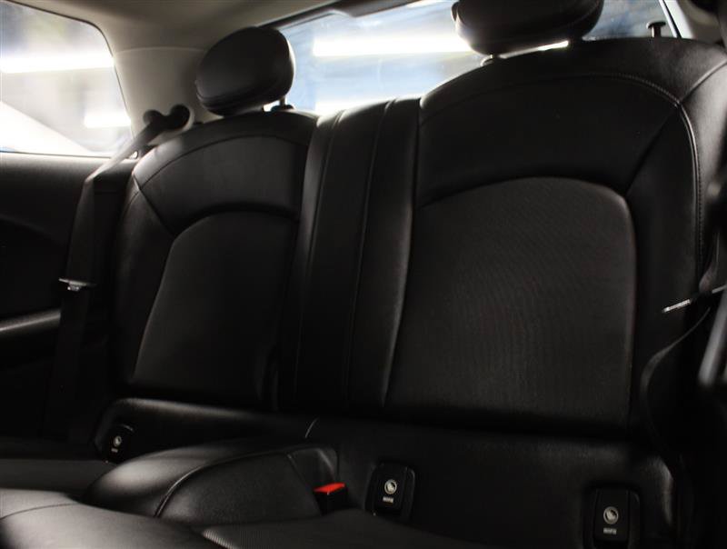 Used 2015 MINI Cooper 2-Door Hardtop FWD image 16