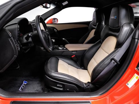 Used 2012 Chevrolet Corvette ZR1 w/ 3ZR Preferred Equipment Group RWD image 4
