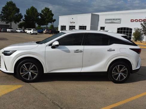 Used 2024 Lexus RX 350 FWD w/ Technology Package image 9
