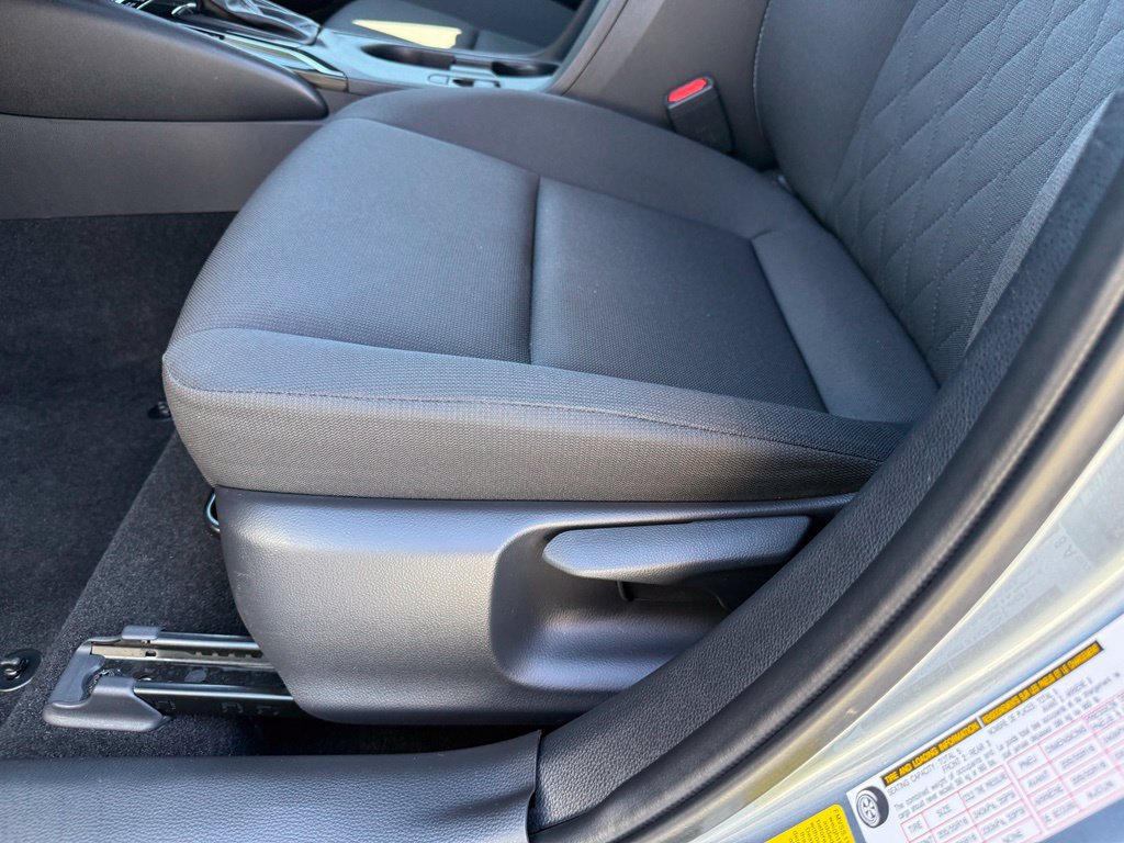 Certified 2025 Toyota Corolla LE FWD image 13