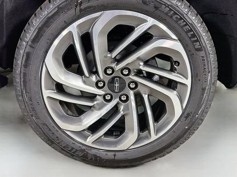 New 2026 Lincoln Navigator Reserve AWD/4WD image 35