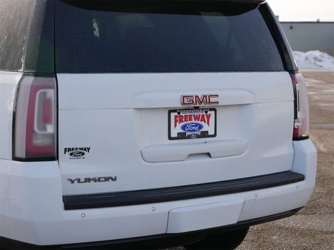 Used 2019 GMC Yukon SLT image 10