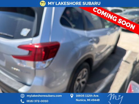 Used 2019 Subaru Forester Premium w/ Popular Package #1 AWD/4WD image 7