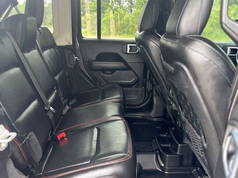 Used 2021 Jeep Wrangler Unlimited Rubicon AWD/4WD image 19