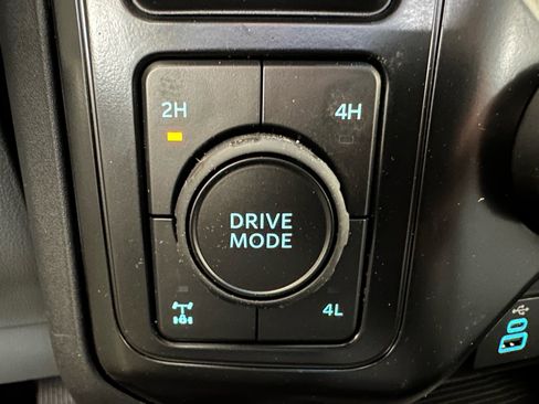 New 2026 Ford F250 XL w/ XL Chrome Package AWD/4WD image 44