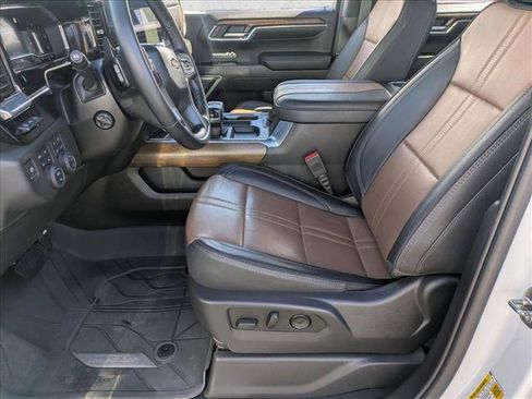 Certified 2023 Chevrolet Silverado 1500 High Country w/ Technology Package image 14