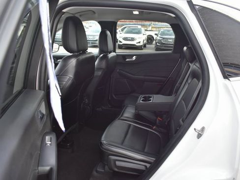 Used 2024 Ford Escape Platinum image 34