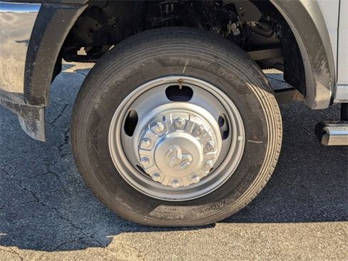 New 2026 RAM 5500 Tradesman w/ Chrome Appearance Group image 9