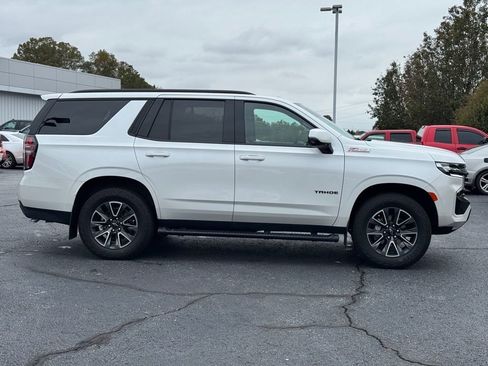 Used 2024 Chevrolet Tahoe Z71 w/ Luxury Package image 2