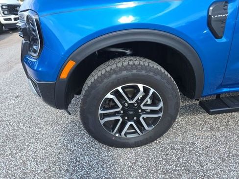 Used 2025 Ford Ranger Lariat RWD image 9