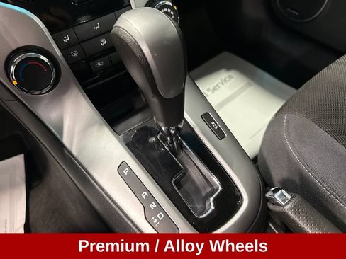 Used 2015 Chevrolet Cruze LT w/ Sun And Sound Package FWD image 17