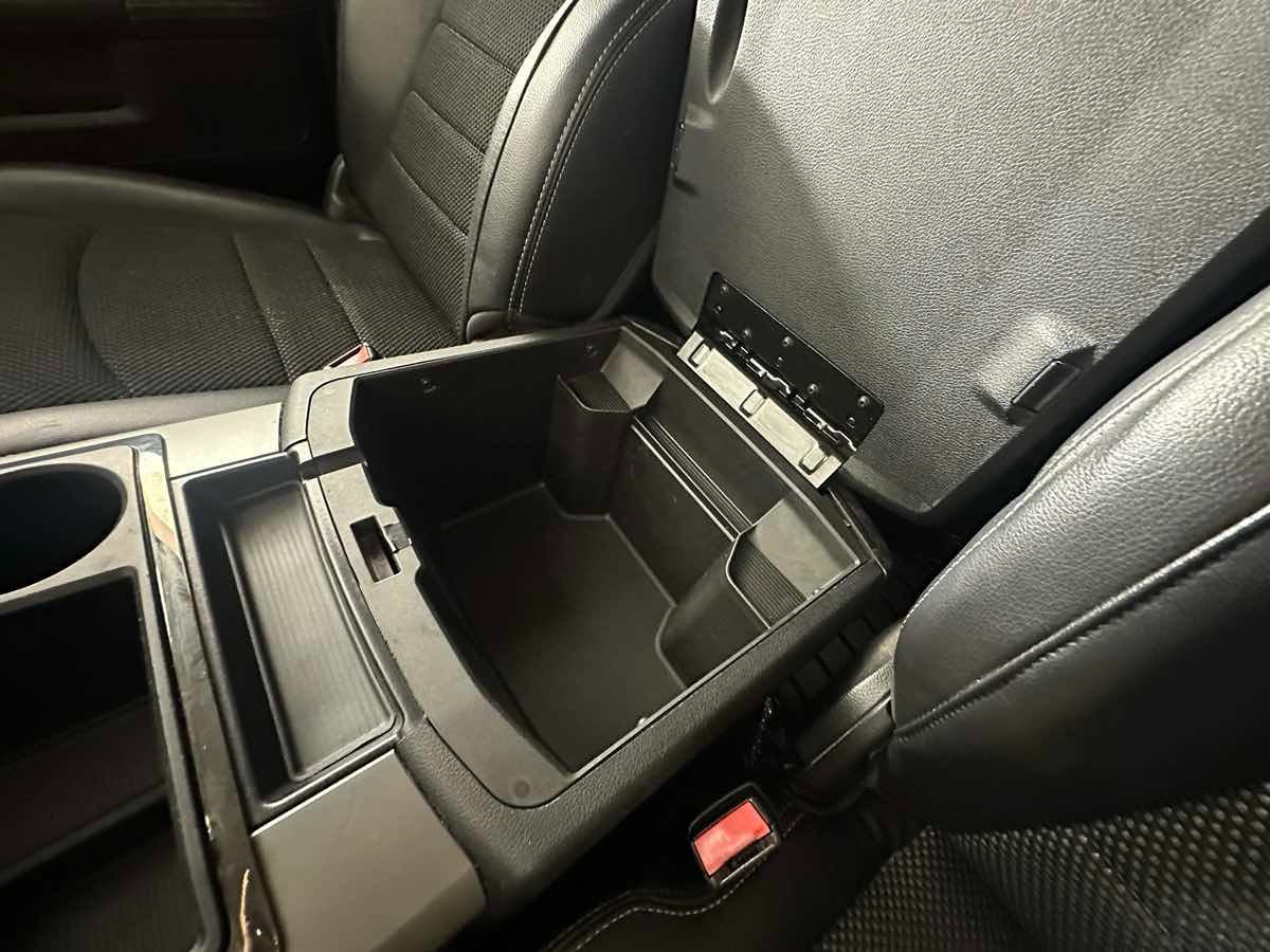 Used 2015 RAM 1500 Sport w/ Remote Start & Security Group AWD/4WD image 39