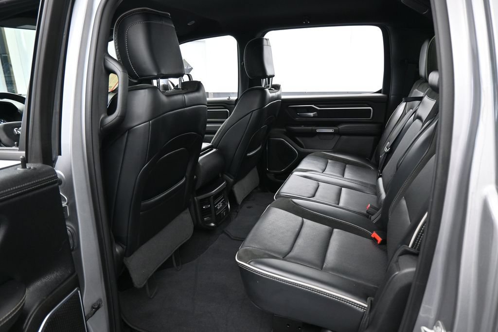 Used 2025 RAM 1500 Laramie AWD/4WD image 40