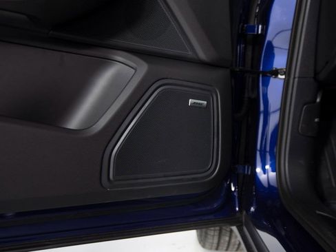 New 2026 Porsche Macan image 22