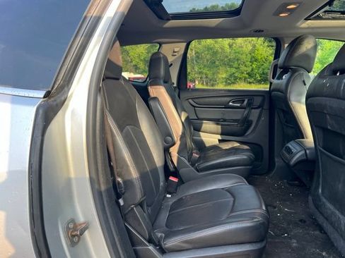 Used 2017 Chevrolet Traverse LT AWD/4WD image 14