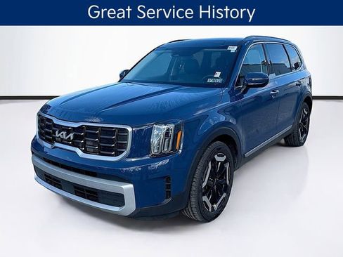 Certified 2024 Kia Telluride S w/ S Sunroof Package image 3