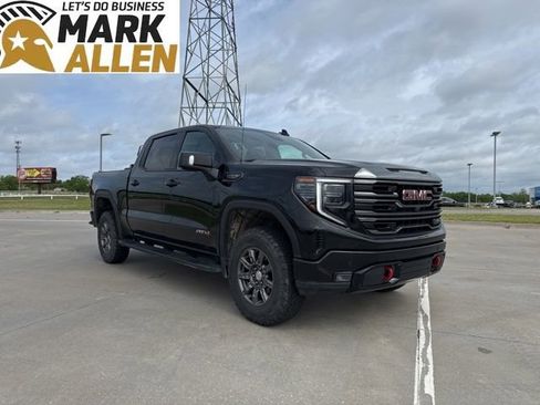 Used 2024 GMC Sierra 1500 AT4 w/ Technology Package image 1