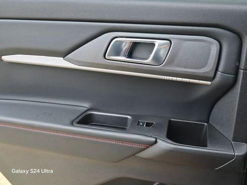 New 2026 Ford Explorer ST-Line image 20