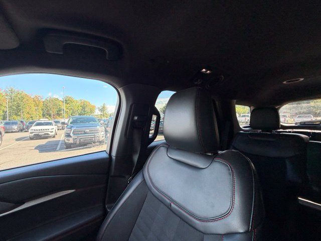 Used 2025 Ford Explorer ST-Line AWD/4WD image 20