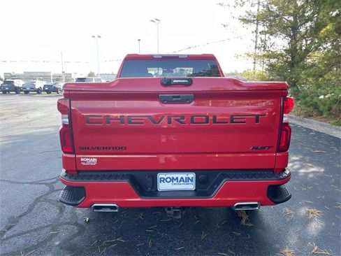 Used 2022 Chevrolet Silverado 1500 RST image 4