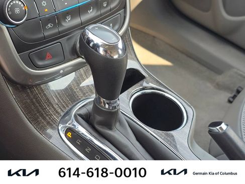 Used 2016 Chevrolet Malibu LT FWD image 25