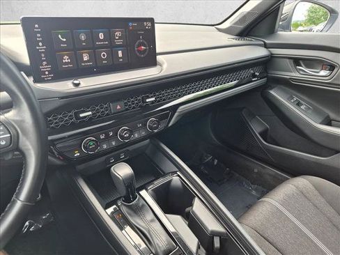Used 2024 Honda Accord Sport image 15