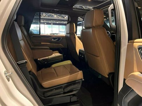 Used 2023 Chevrolet Tahoe Premier w/ Premium Package 2 image 12