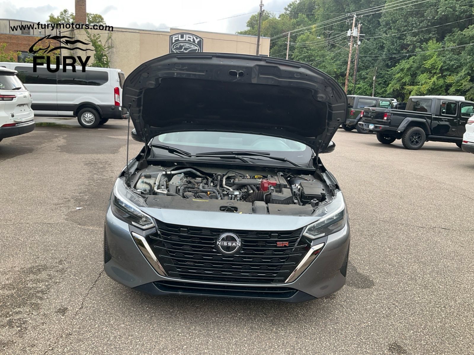 Used 2025 Nissan Sentra SR FWD image 29