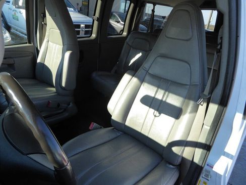 Used 2017 Chevrolet Express 2500 LS image 16