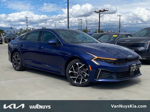 New 2026 Kia K5 EX image 1