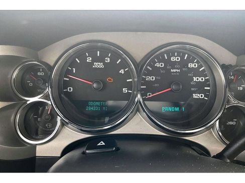 Used 2007 GMC Sierra 2500 SLE w/ Z71 Off-Road Package image 22