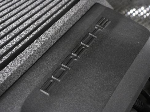 Used 2025 Porsche Macan image 27