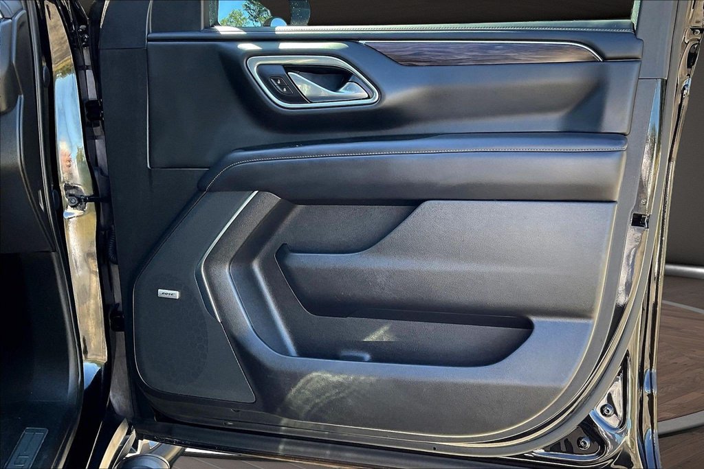 Used 2021 Chevrolet Tahoe Z71 AWD/4WD image 32