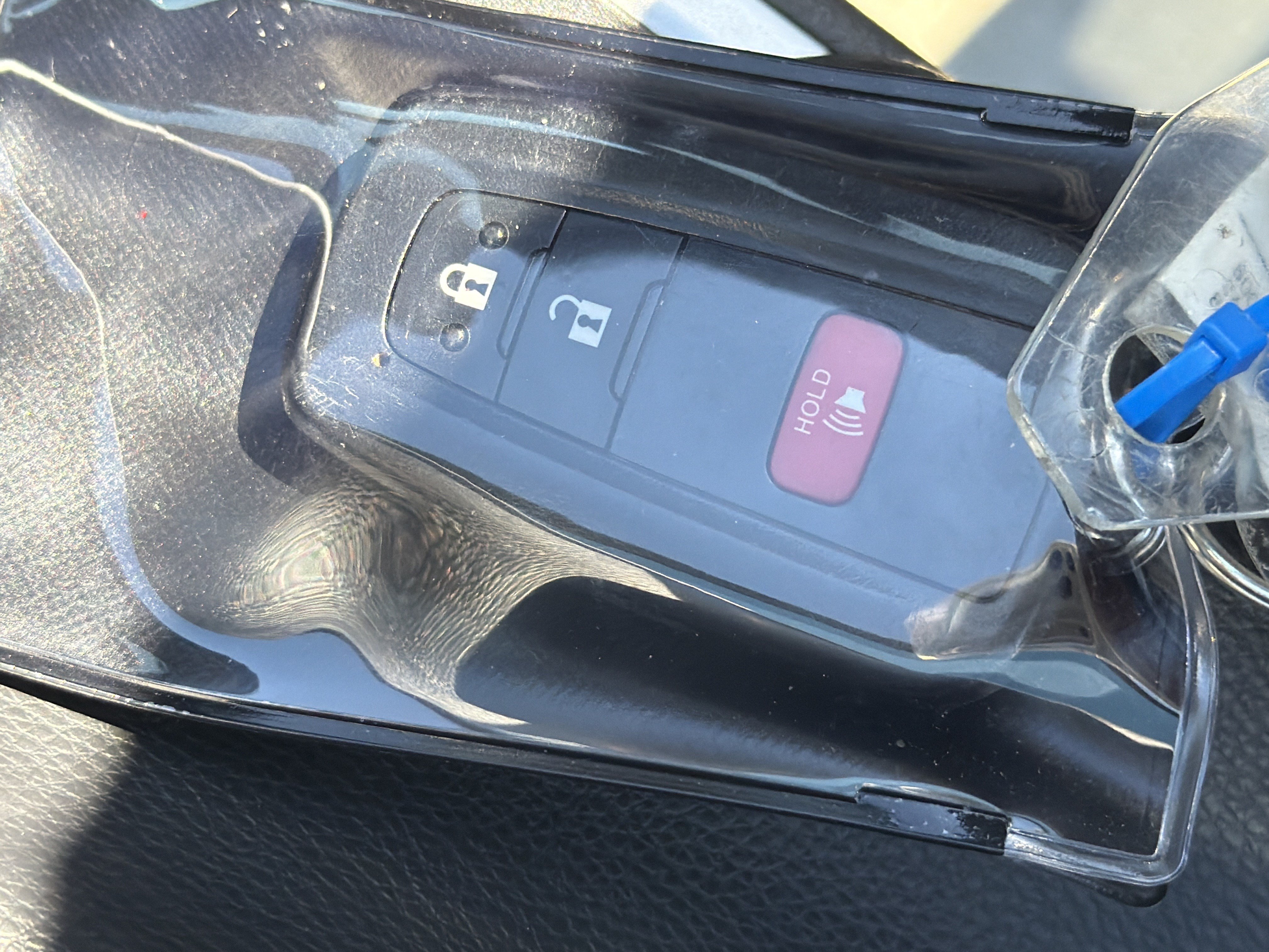 Used 2023 Toyota RAV4 XLE FWD image 35
