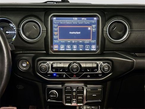 Used 2022 Jeep Wrangler Unlimited Sahara w/ Cold Weather Group image 29