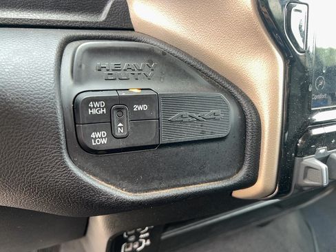 Used 2024 RAM 2500 Laramie AWD/4WD image 22