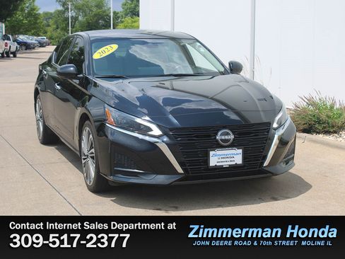 Used 2023 Nissan Altima 2.5 SL AWD/4WD image 3