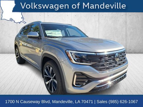 Certified 2026 Volkswagen Atlas Cross Sport SEL Premium R-Line AWD/4WD image 7