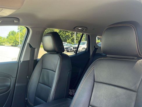 Used 2020 GMC Terrain SLT w/ Preferred Package FWD image 12