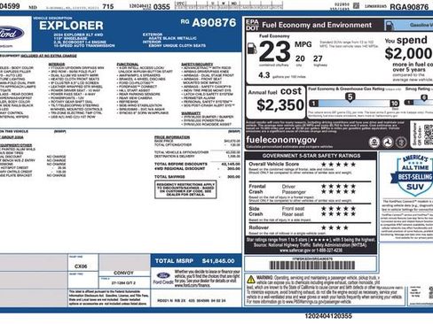 Used 2024 Ford Explorer XLT AWD/4WD image 5