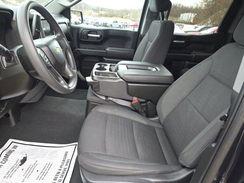Used 2022 Chevrolet Silverado 1500 Custom image 4