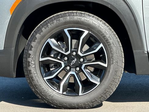 Used 2024 Chevrolet TrailBlazer ACTIV w/ Convenience Package image 35