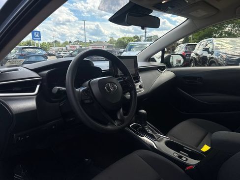 Used 2026 Toyota Corolla LE w/ LE Premium Package FWD image 13