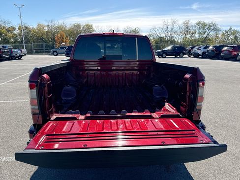Used 2025 Nissan Frontier Pro-X image 19
