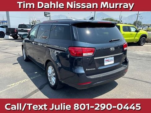 Used 2015 Kia Sedona EX FWD image 7