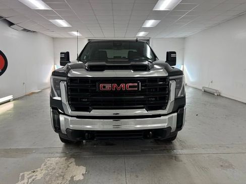 New 2026 GMC Sierra 3500 Pro w/ Convenience Package image 2