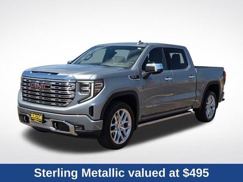 Used 2024 GMC Sierra 1500 Denali w/ Technology Package AWD/4WD image 9
